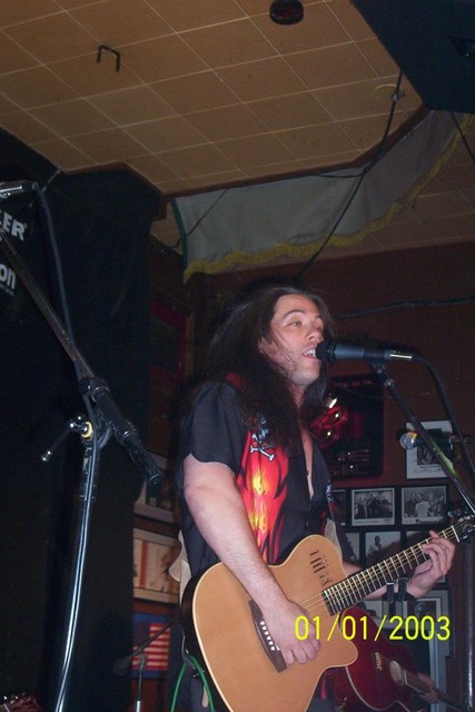 Danny Vaughn serenading the crowd
